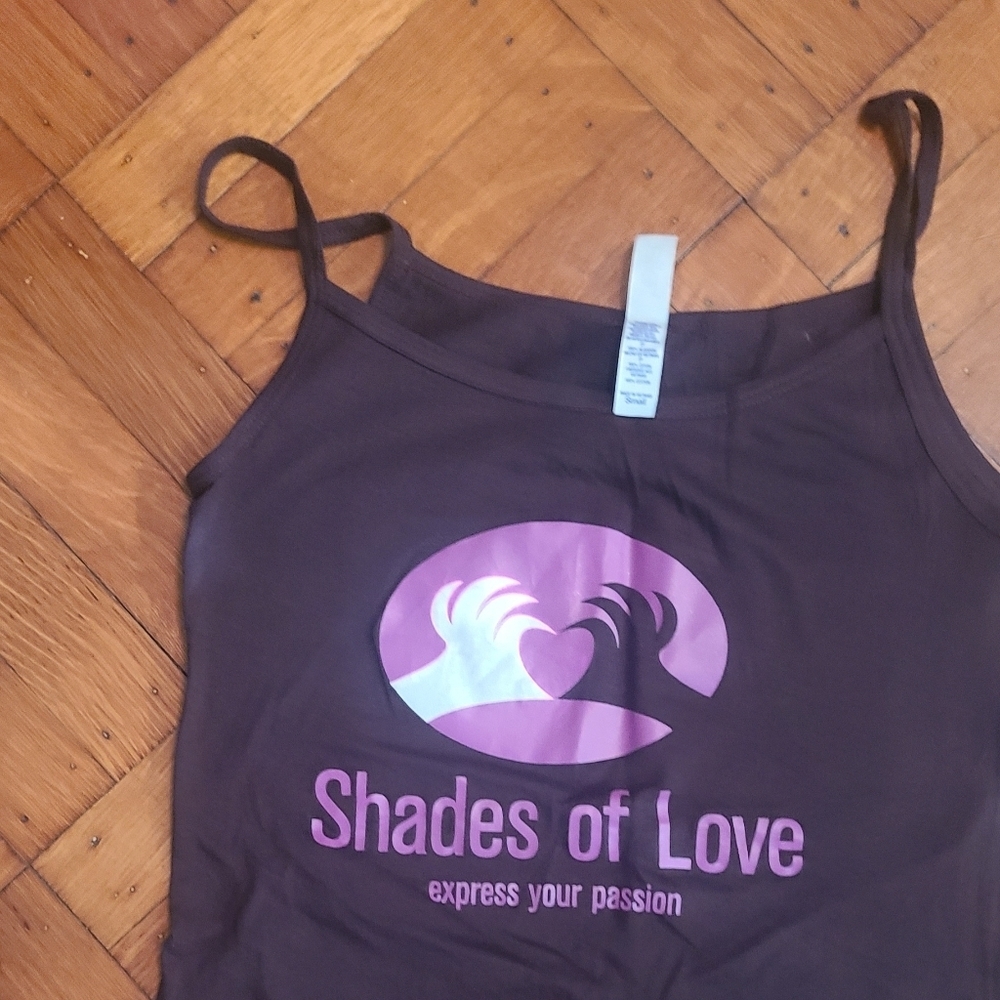 Shades of love by bella cap sleeve t shirt red size med - Picture 4 of 4